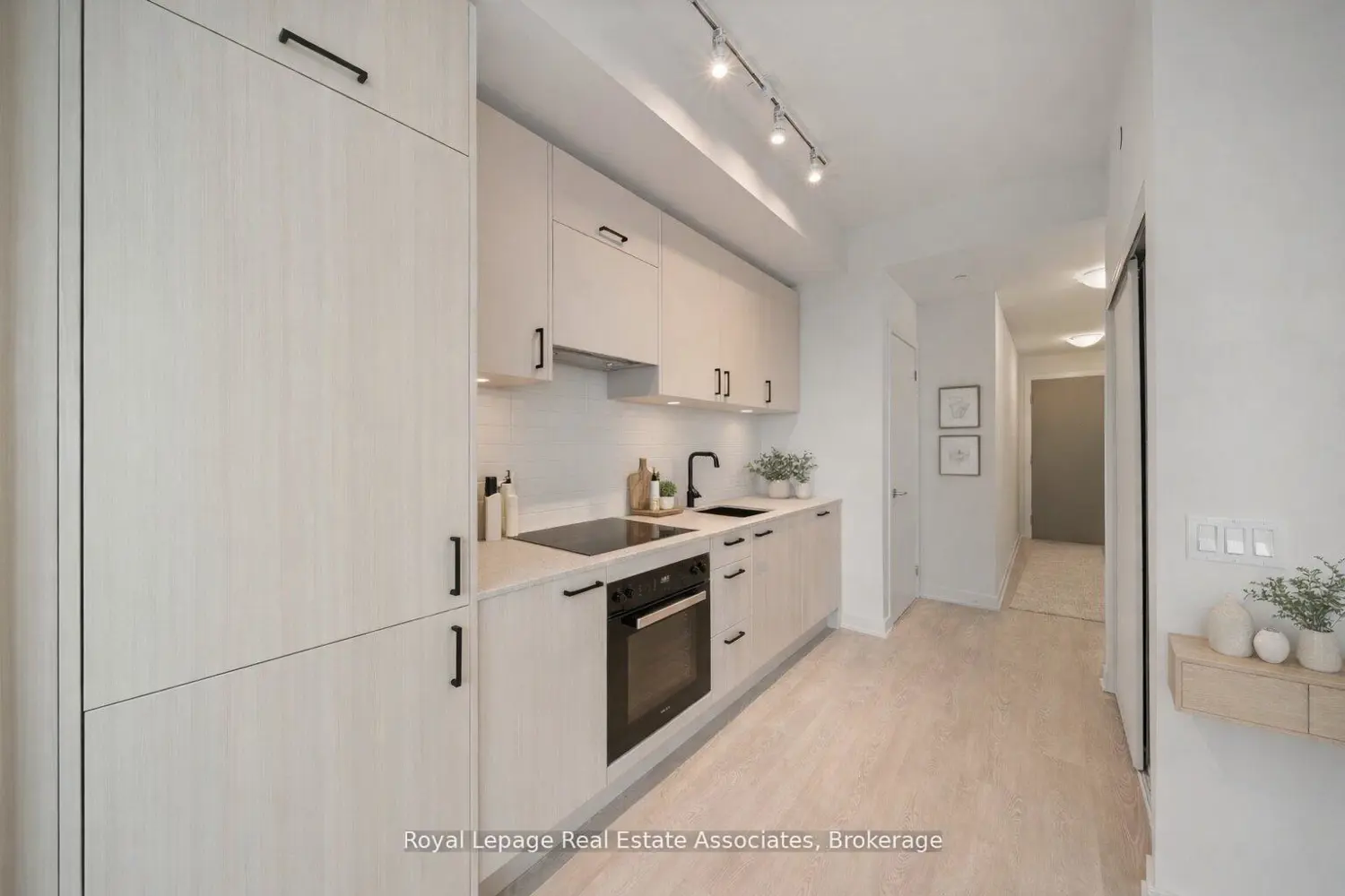 1 Quarrington Lane 1004