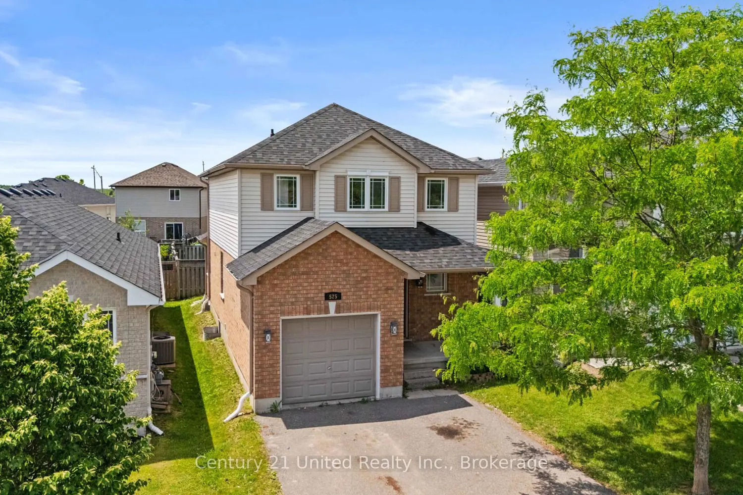 525 Clancy Crescent