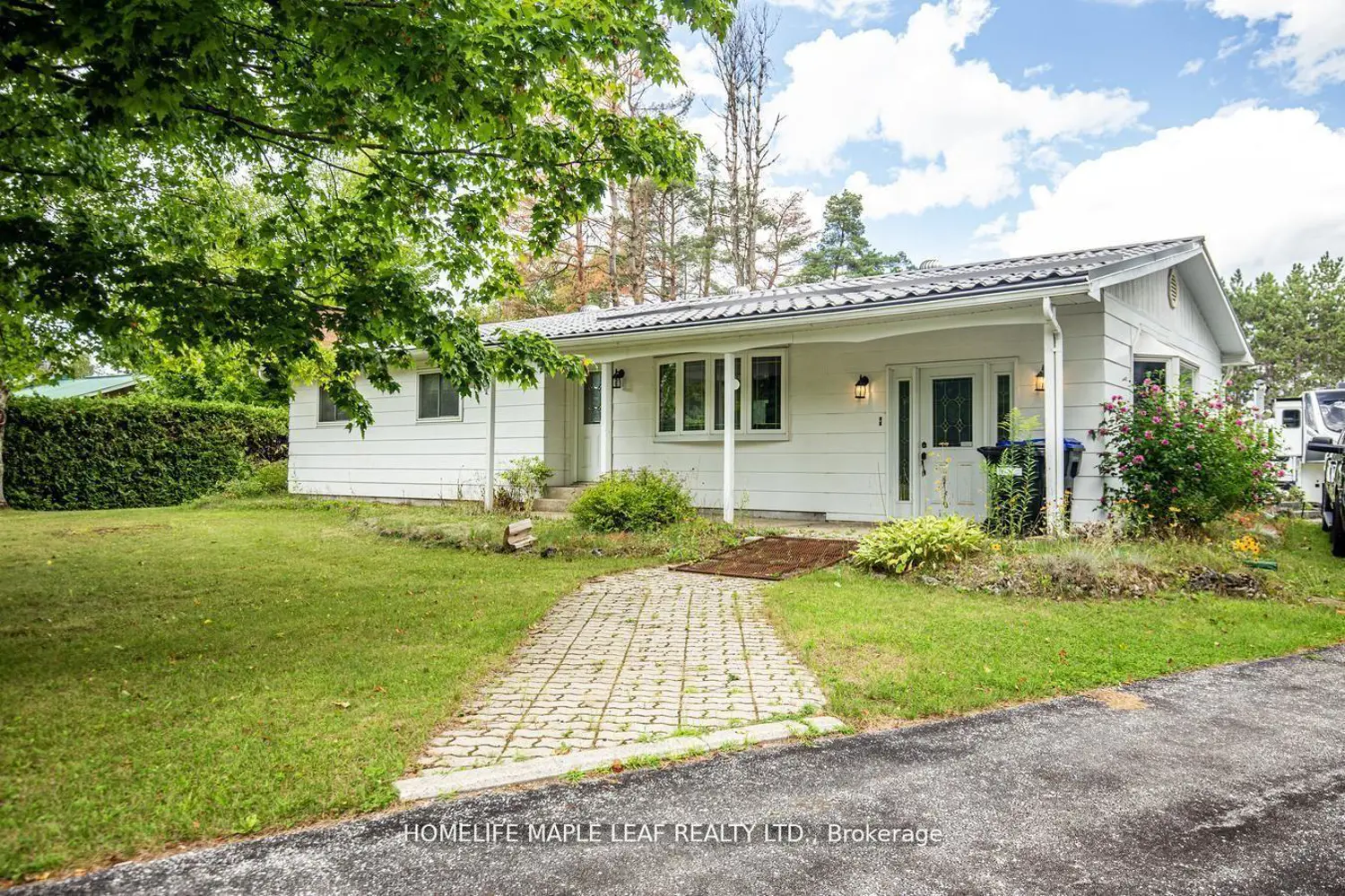 6168 County Road 9 photo 2