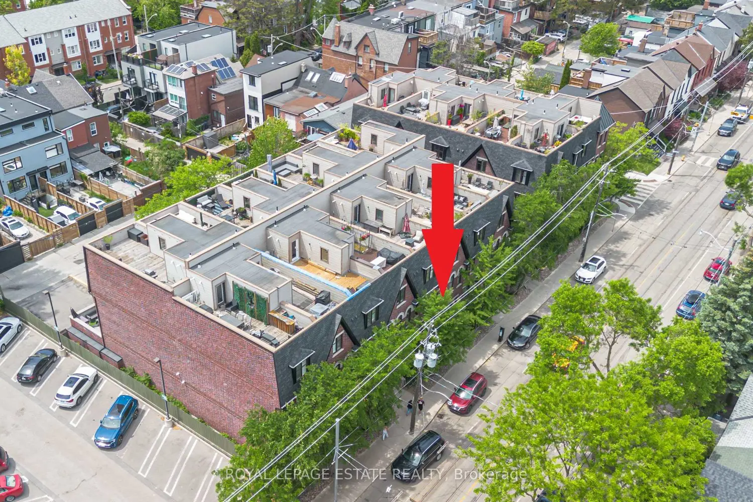 140 Broadview Avenue 32