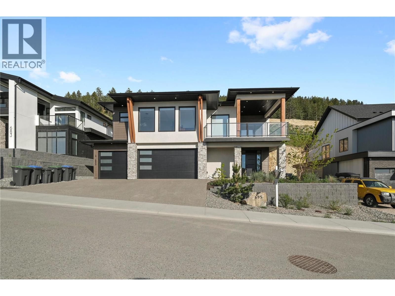 695 Deans Drive, Kelowna, BC, V1P1A1