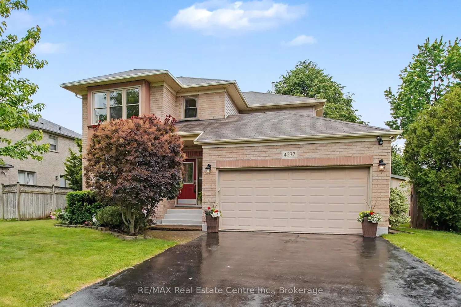 4237 Millcroft Park Drive photo 2