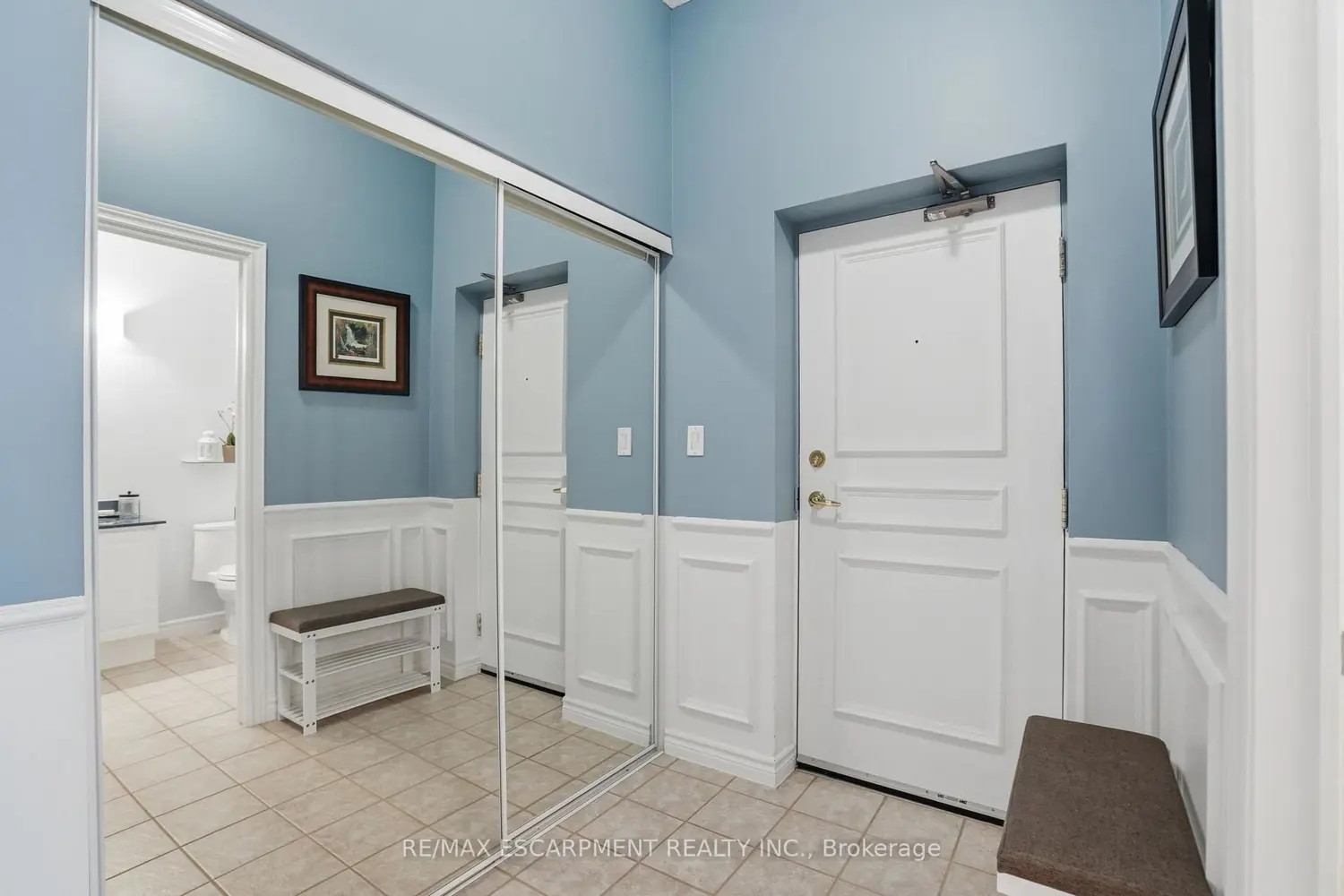 262 Dundas Street 219 photo 2