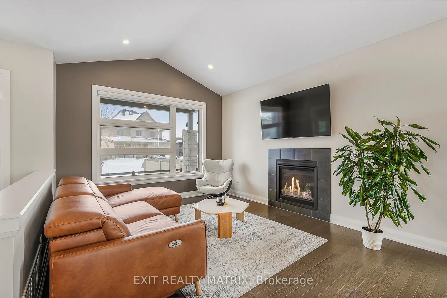 128 Lyon Street photo 4