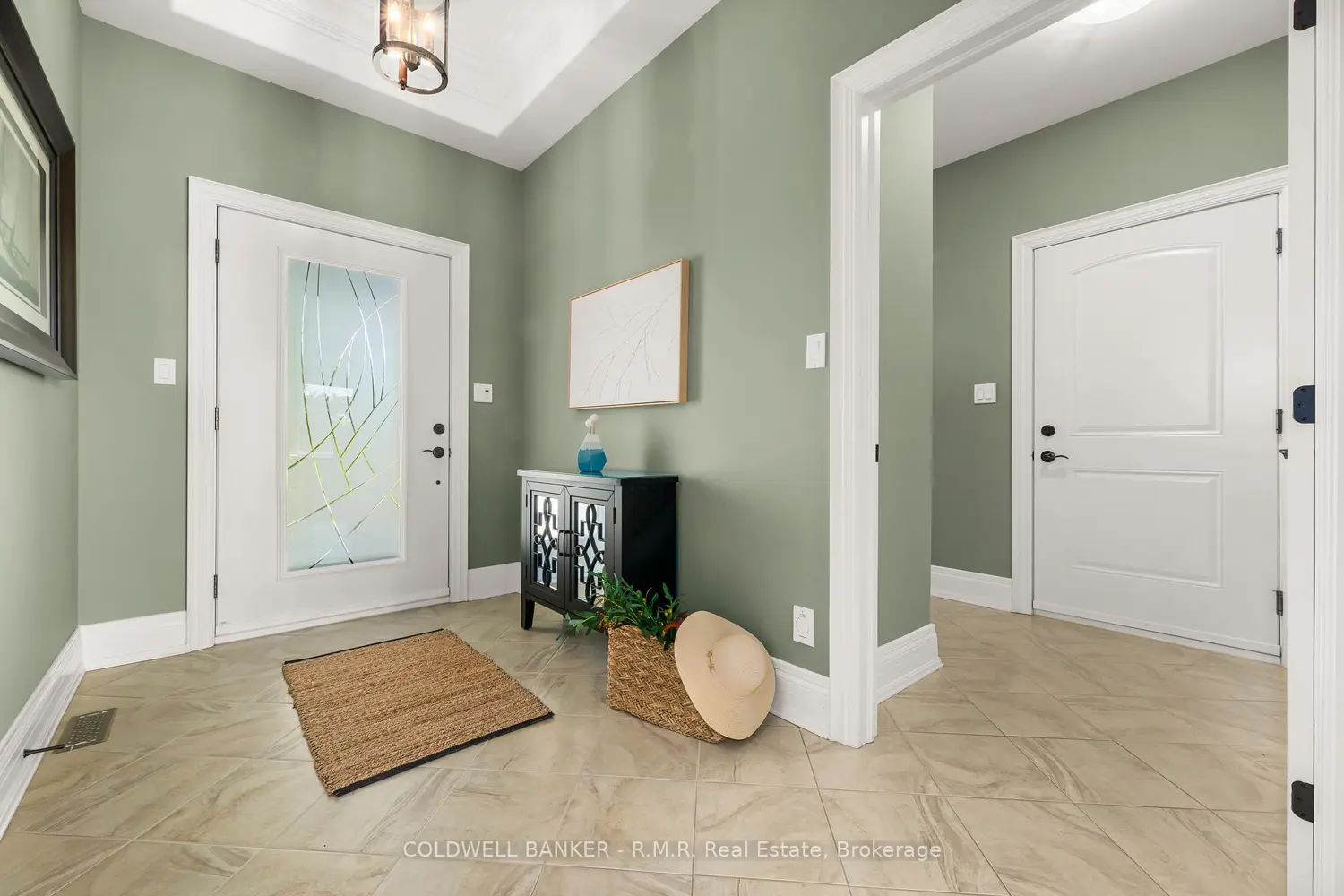 17 Castle Ridge photo 5