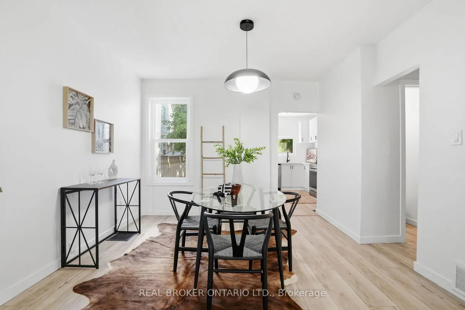 66 Mars Avenue photo 5