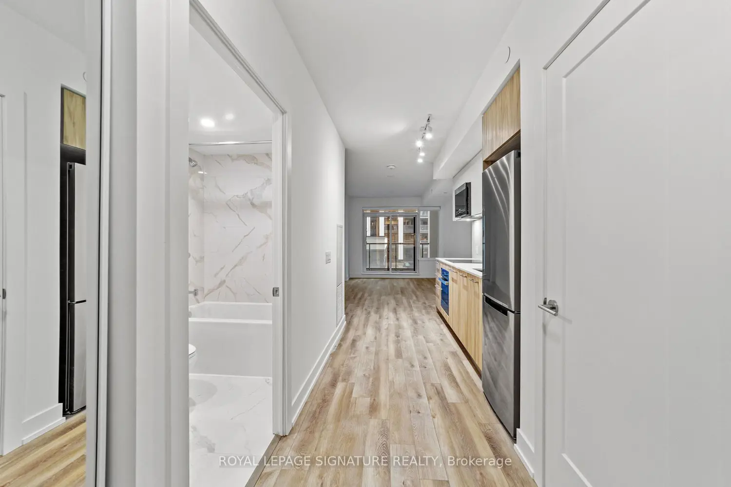 9 Clegg Road 501 photo 3