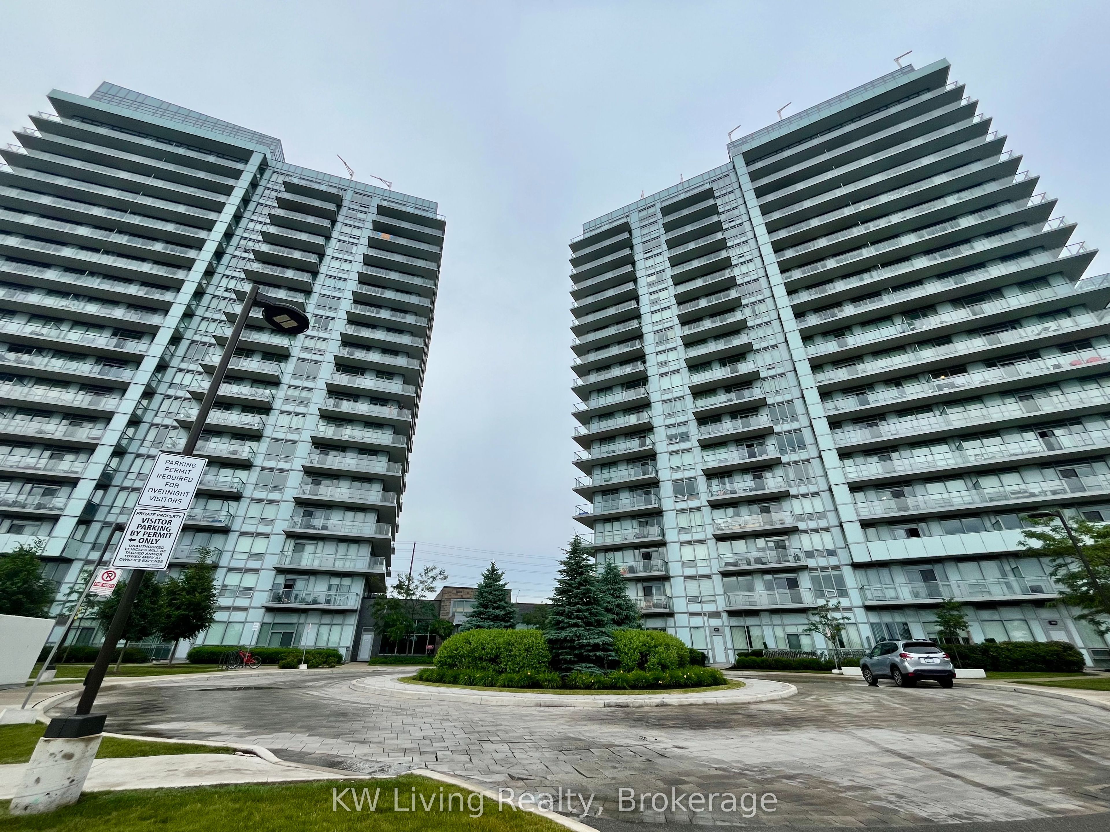 1605-4699 Glen Erin Drive, Mississauga, ON, L5M 2E5