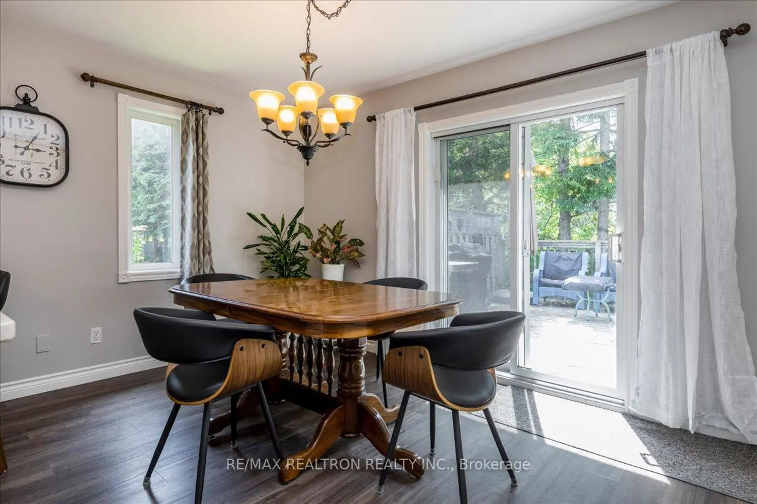 34 O'shaughnessy Crescent photo 5