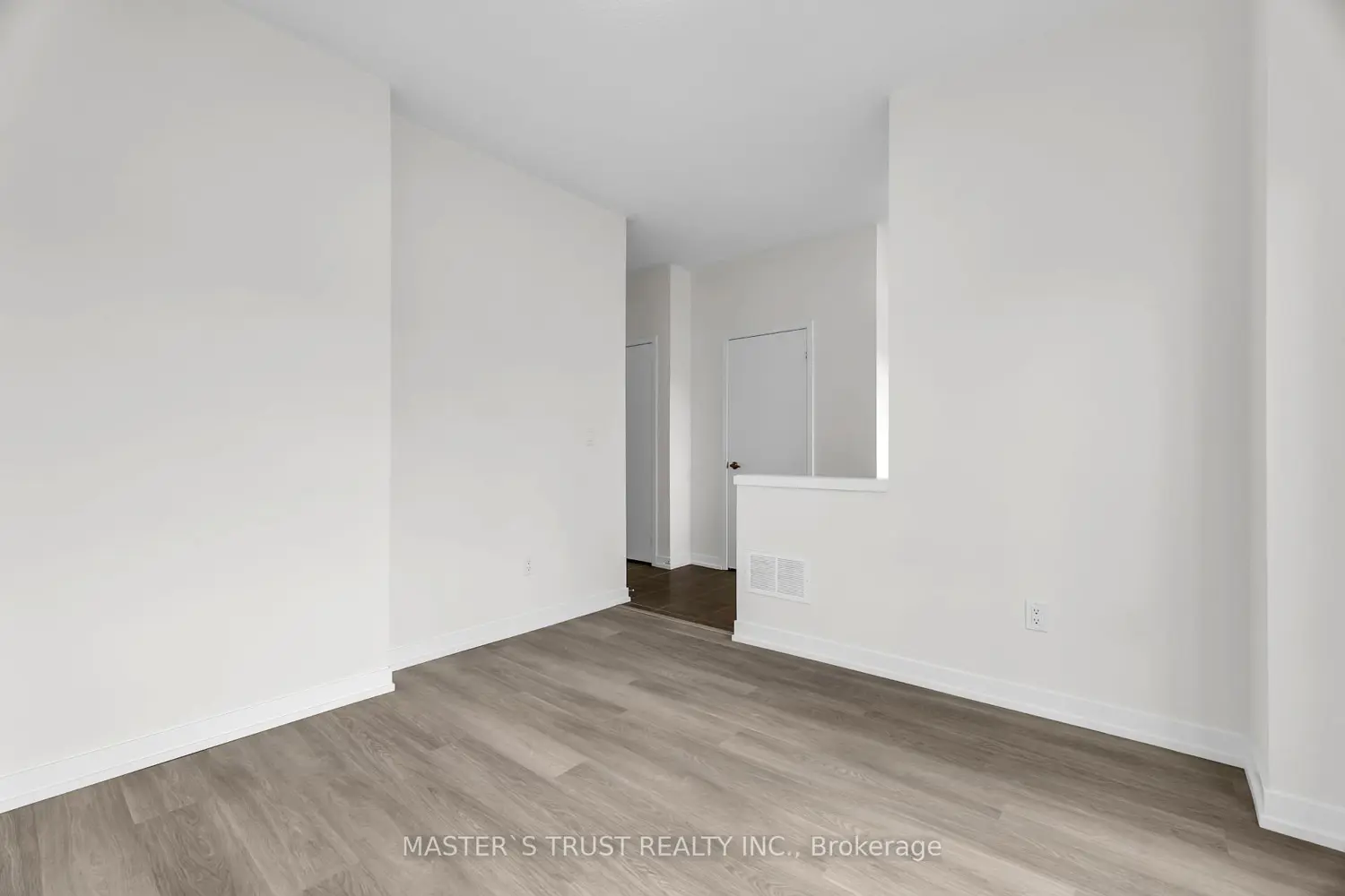 183 Harding Park Street photo 5
