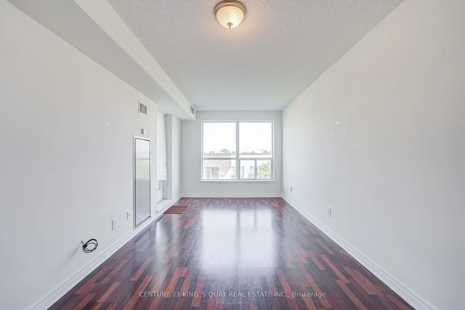 60 Fairfax Crescent 227 photo 5