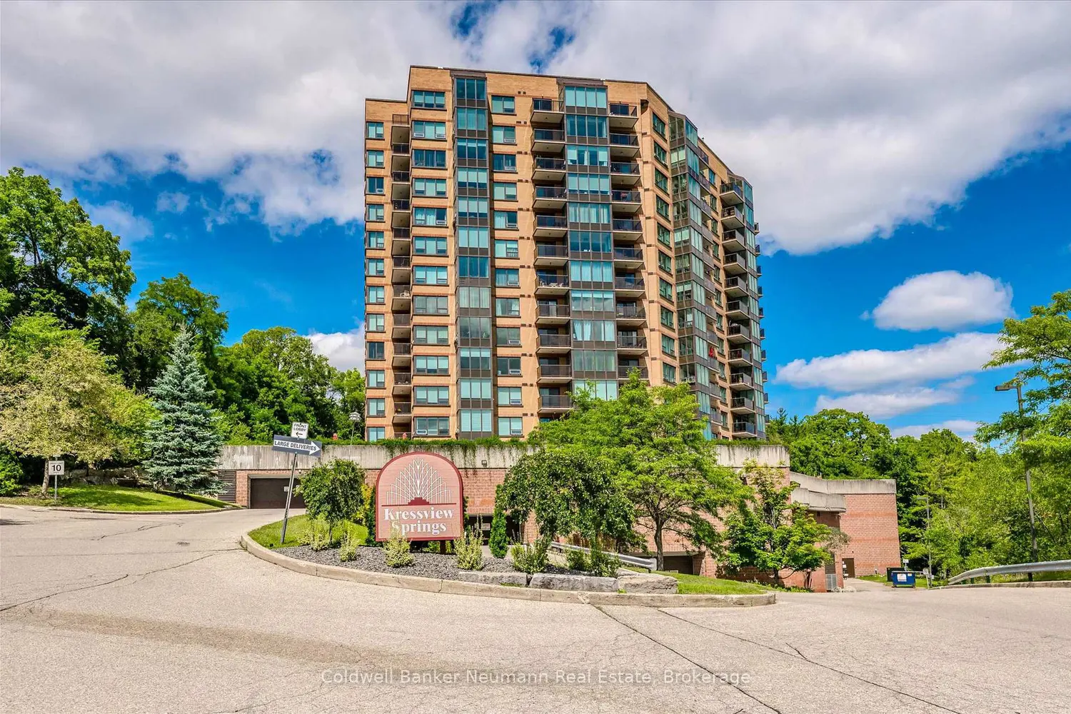 237 King Street 1106
