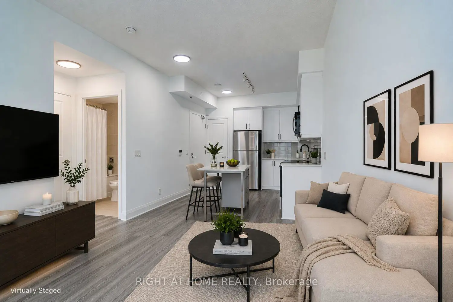 15 Zorra Street 901