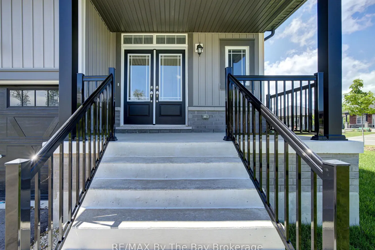 1 Amber Drive photo 2