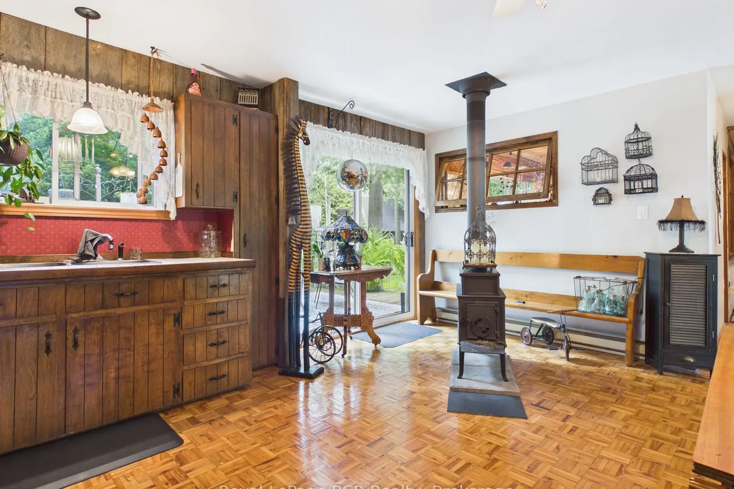38 Upper Lorne Beach Road photo 5