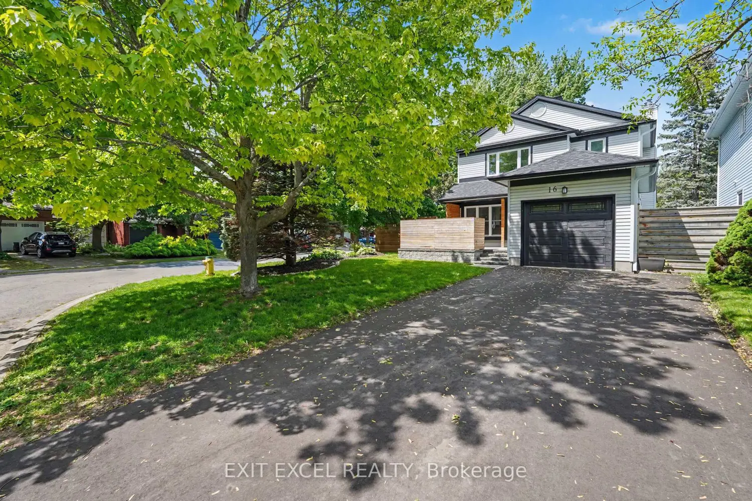 16 Lima Way