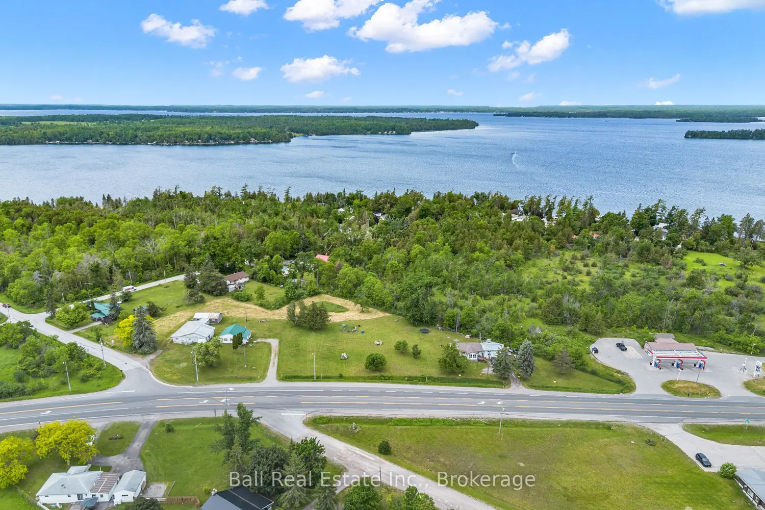 5641 Highway 35 photo 3
