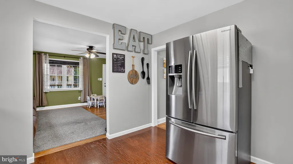 102 Sycamore Road, Baltimore, MD 21226 photo 5