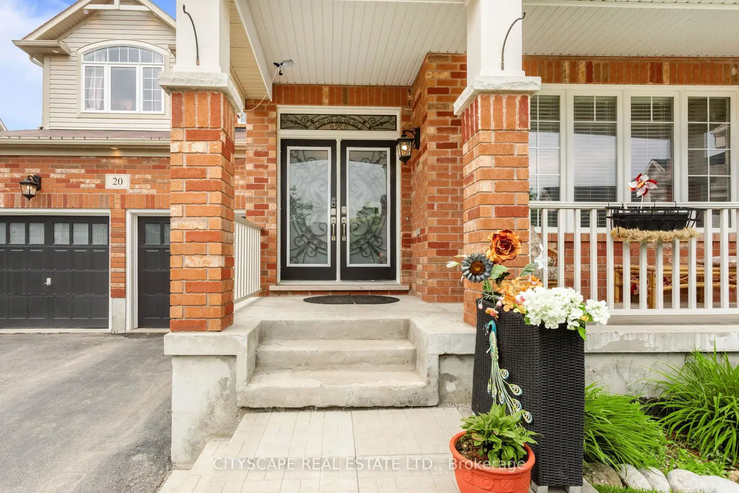20 Lands Court