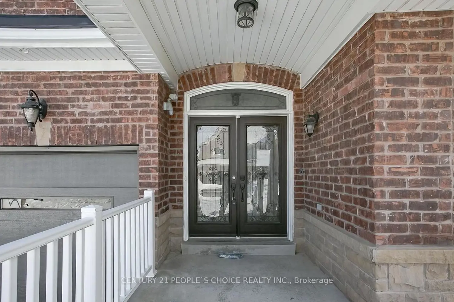 35 Morland Crescent photo 3