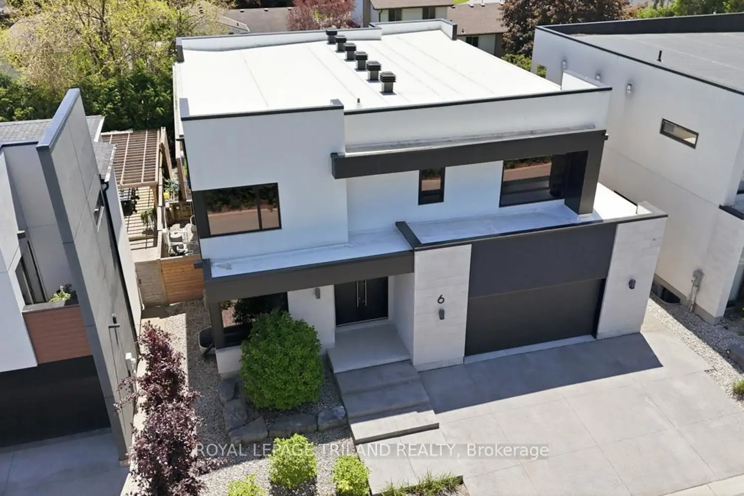 1452 Byron Baseline Road 6