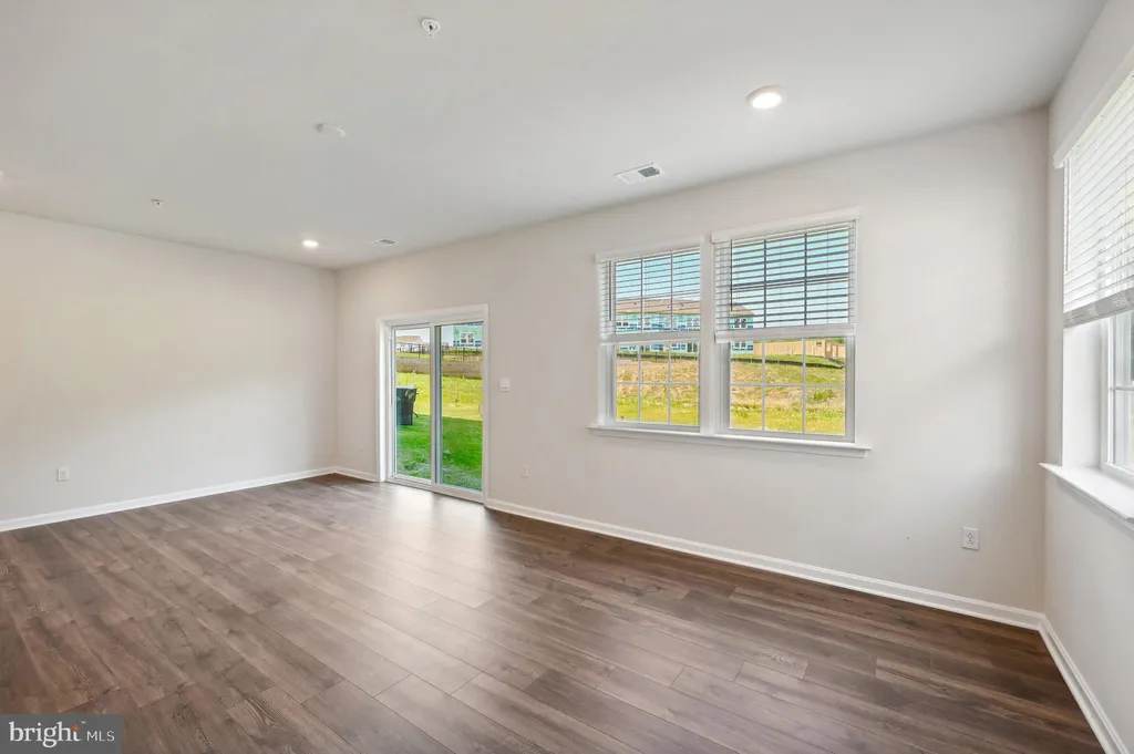 704 Managrass Drive, Joppa, MD 21085 photo 5