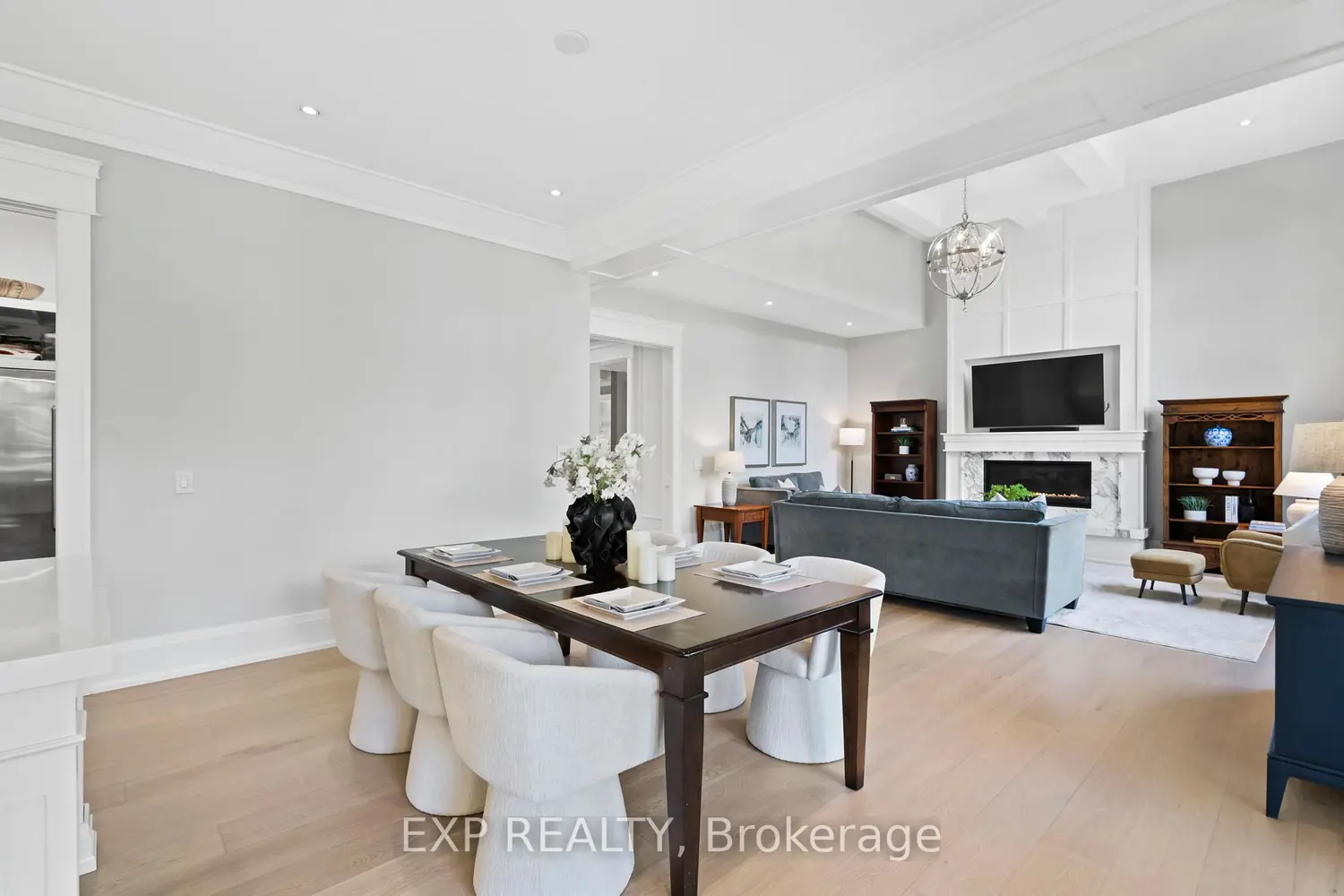 74 Bedford Park Avenue photo 4