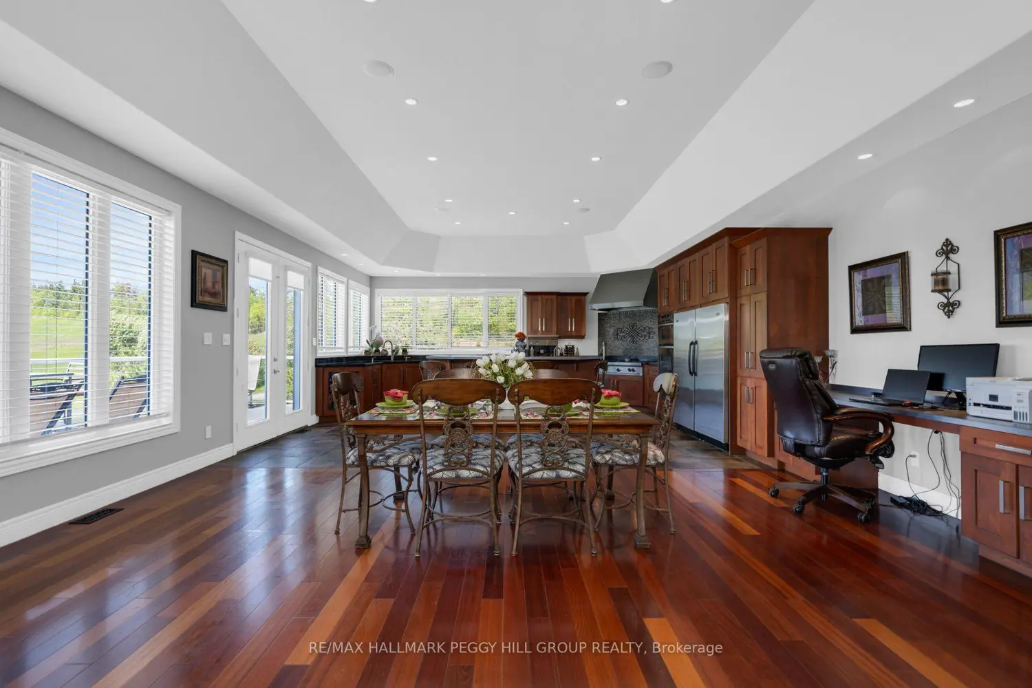 1372 Division Road photo 4
