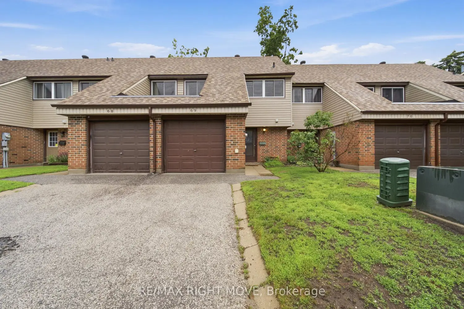 441 Barrie Road 69