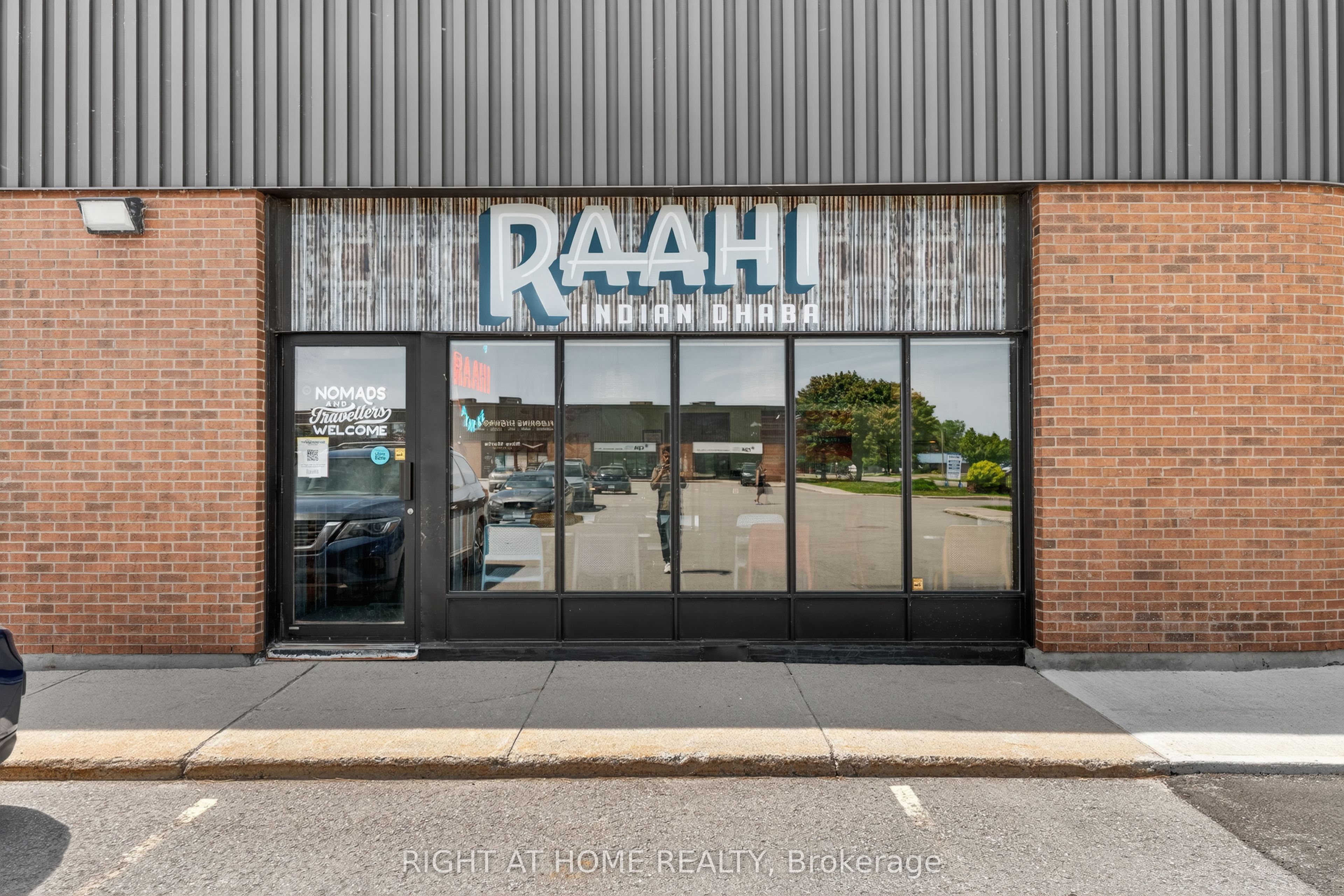 1-5370 Canotek Road, Ottawa, ON, K1G 9G1