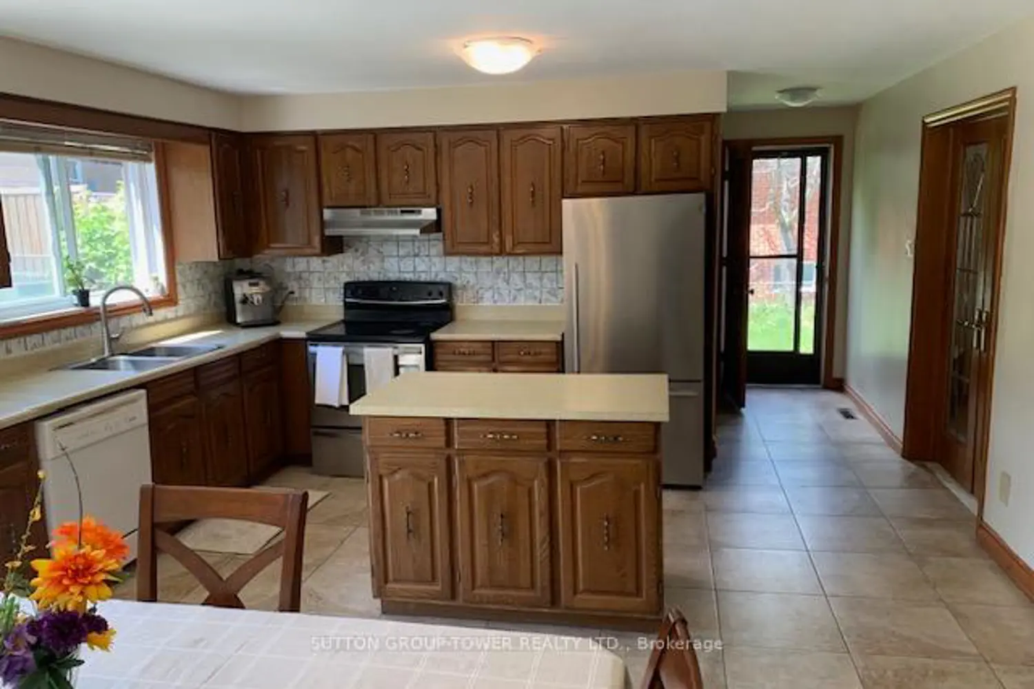 8408 Islington Avenue photo 4