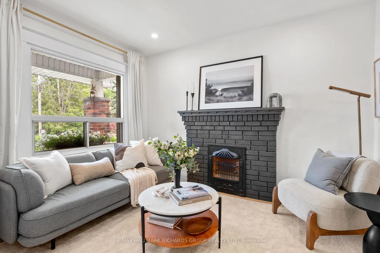 451 Ashdale Avenue photo 4