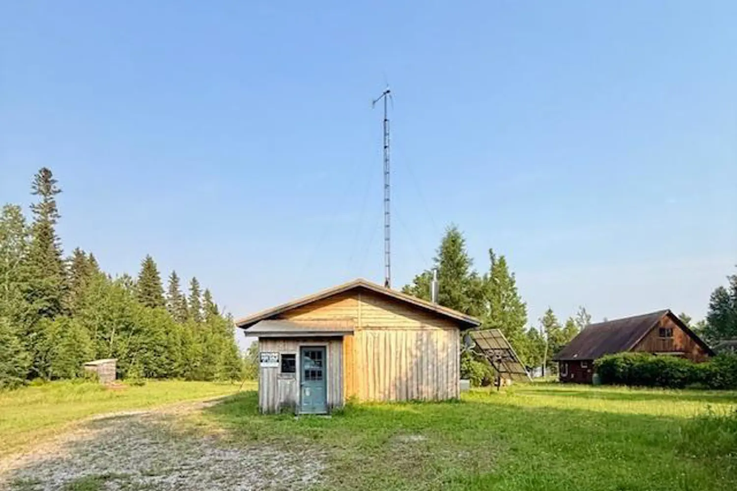 428 Eagle Nest Road photo 2