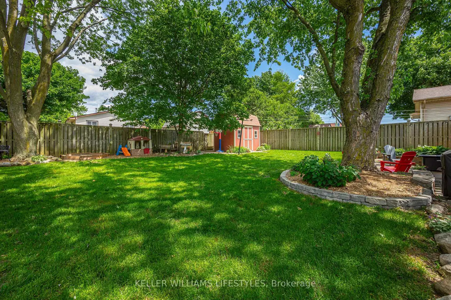 109 Willow Avenue photo 2