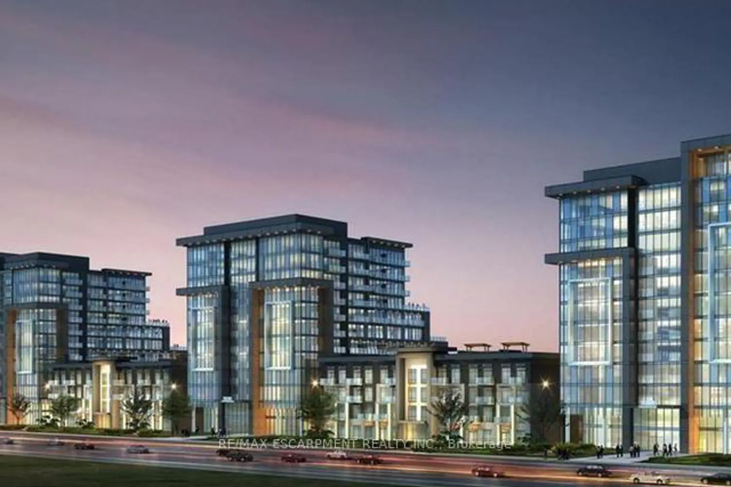 470 Dundas Street 103