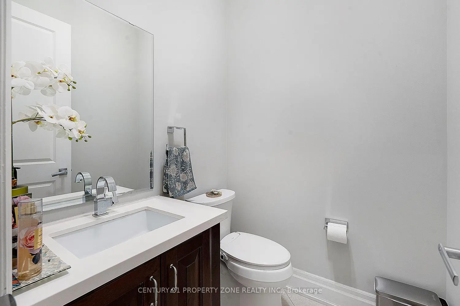 9 Kelways Circle photo 4