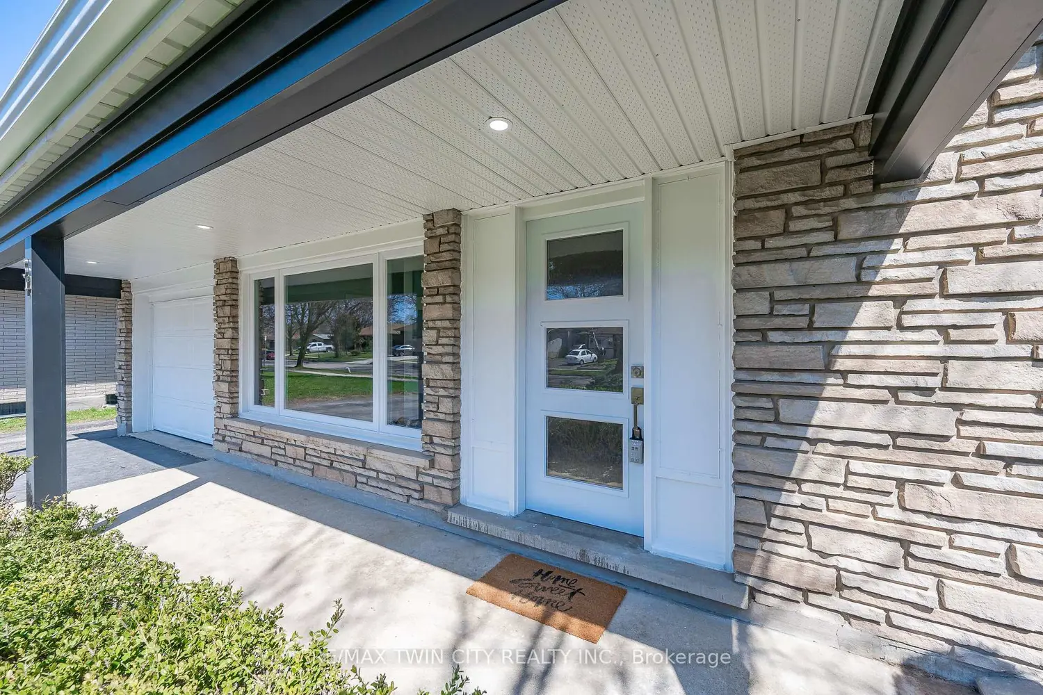 34 Bradley Drive photo 2