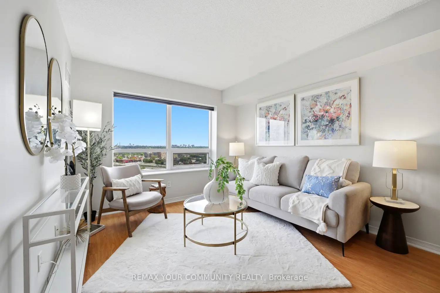 60 Heintzman Street 2102 photo 4