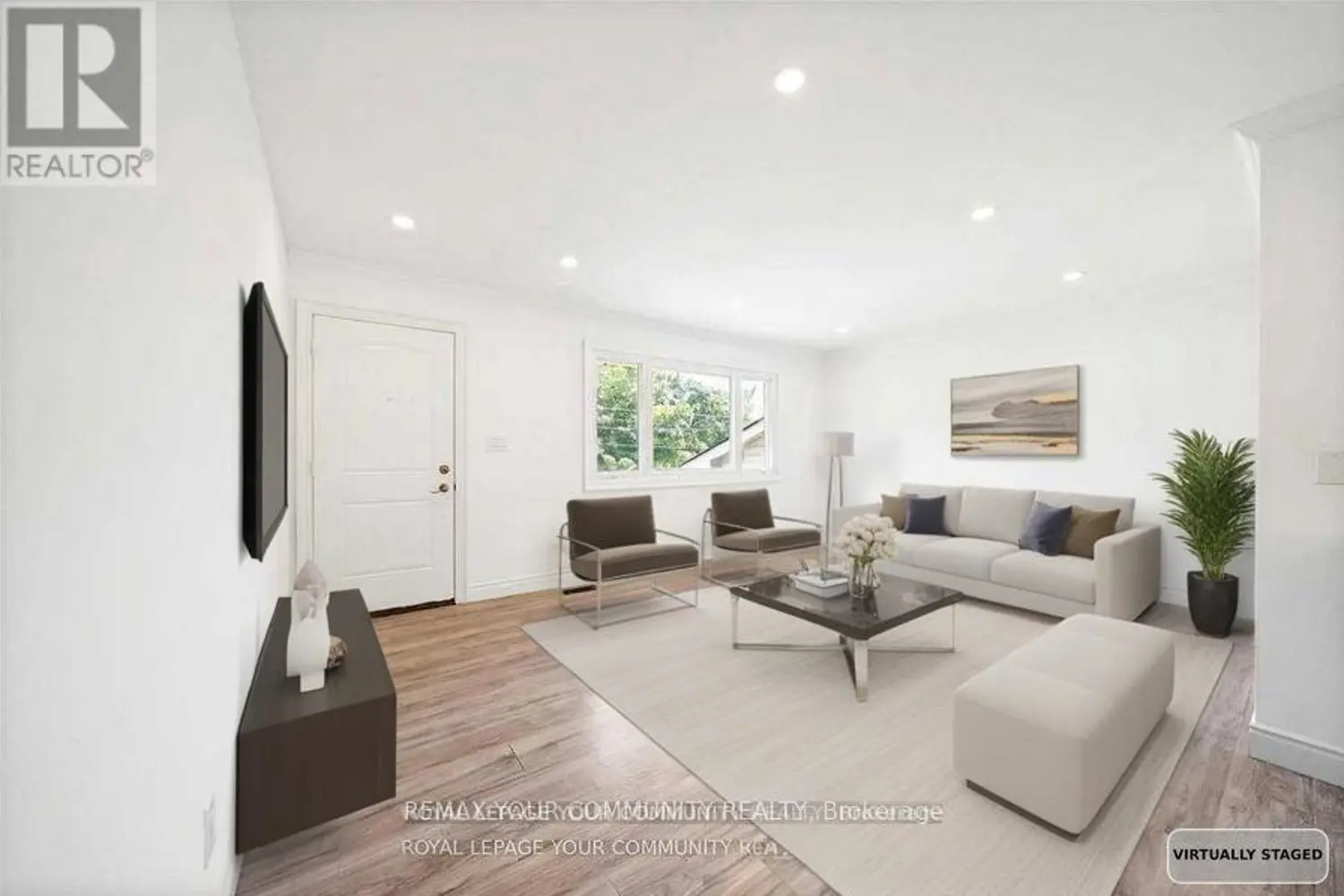93 Westmount Drive photo 2