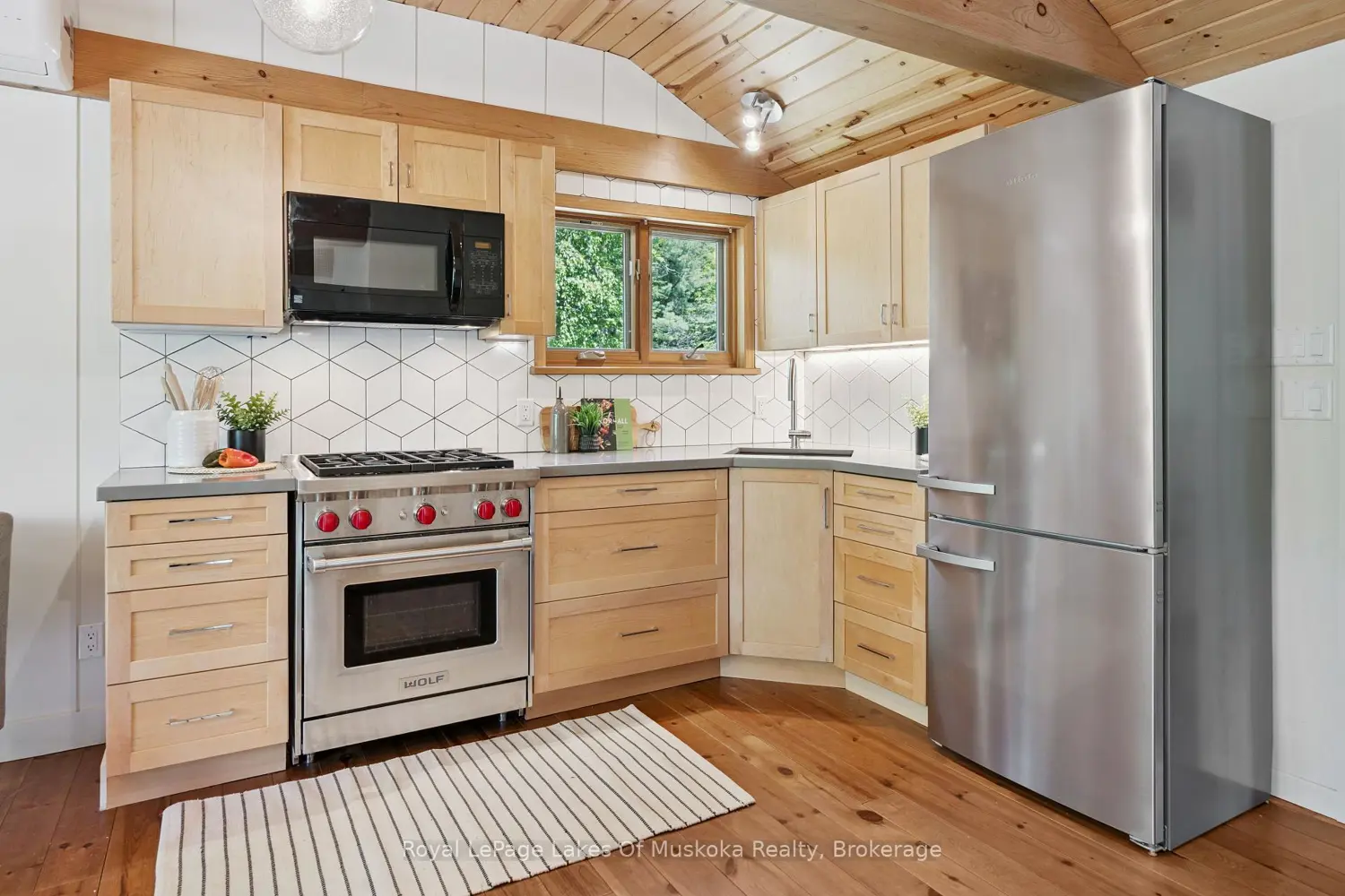1016 Swift Lane photo 4