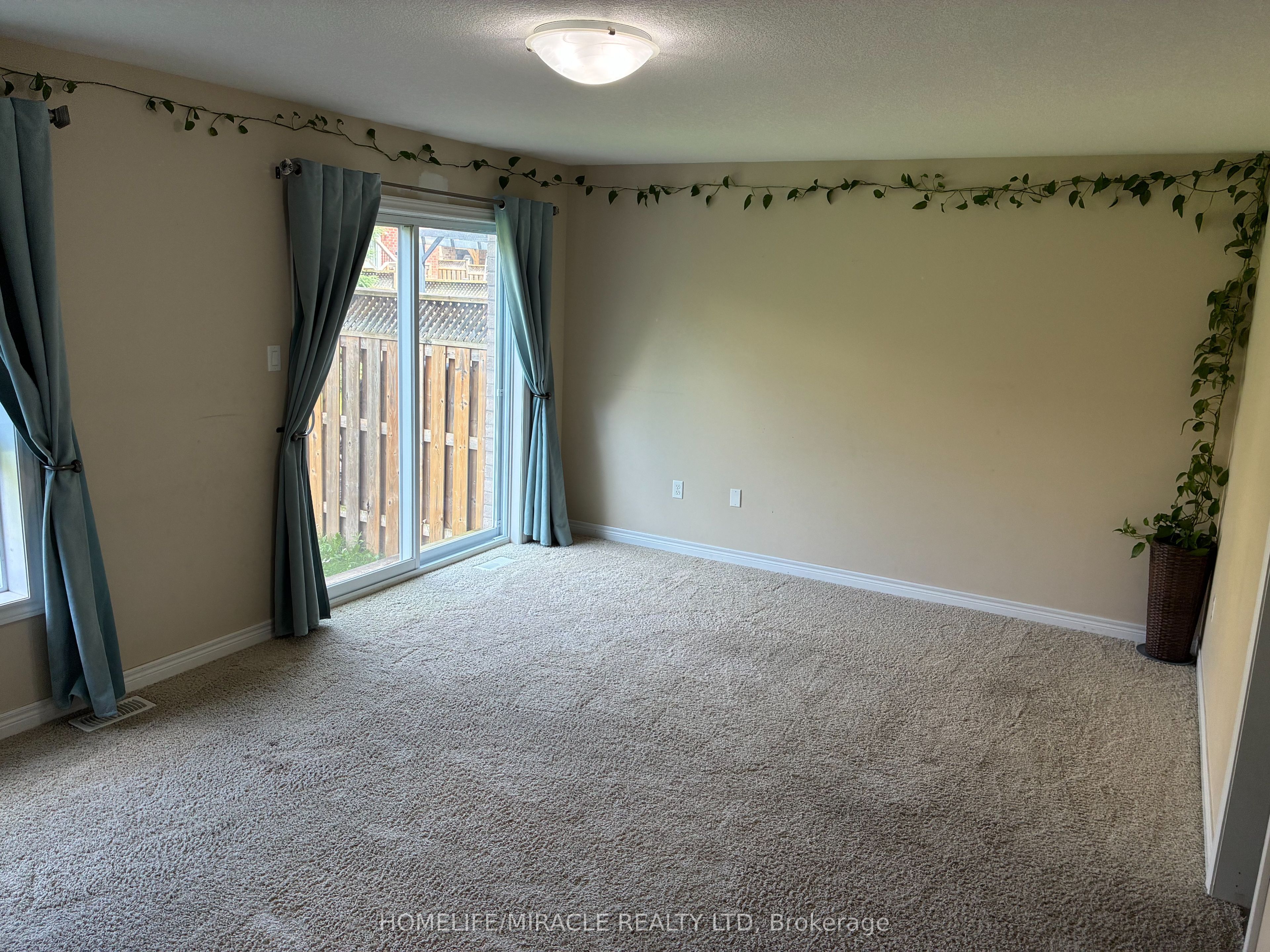 45 Oakes Crescent, Guelph, ON, N1E 0J6 photo 4
