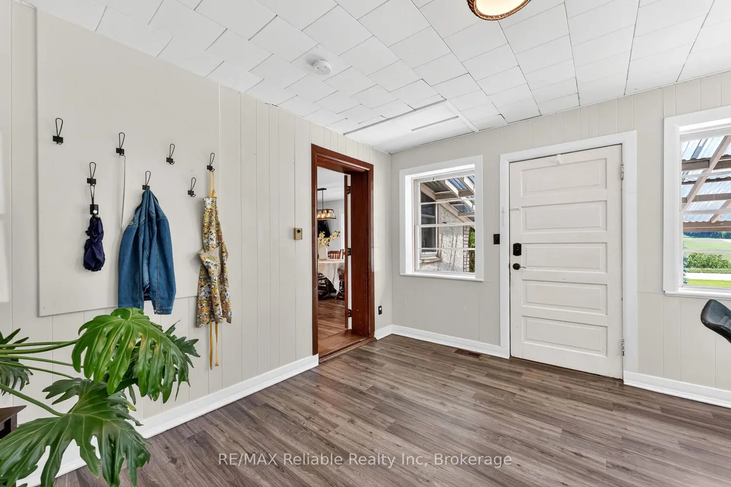 38104 Blyth Road photo 3