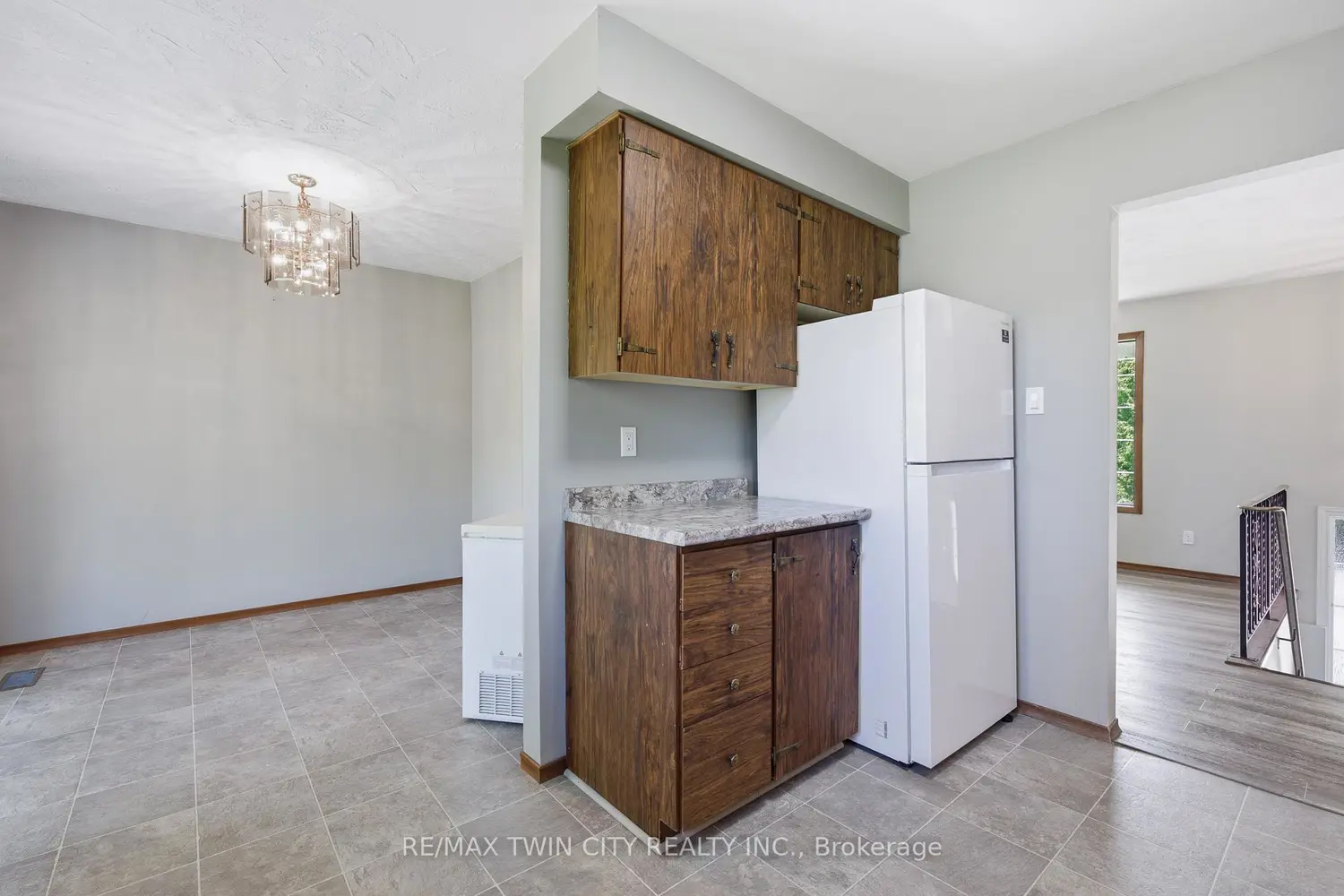 1621 Morrison Road photo 4