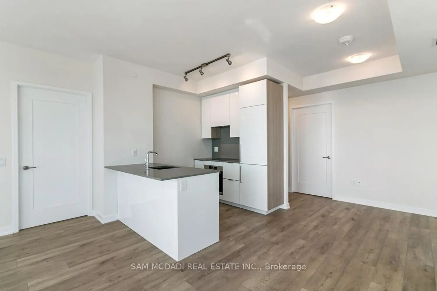 28 Freeland Street 2809 photo 4