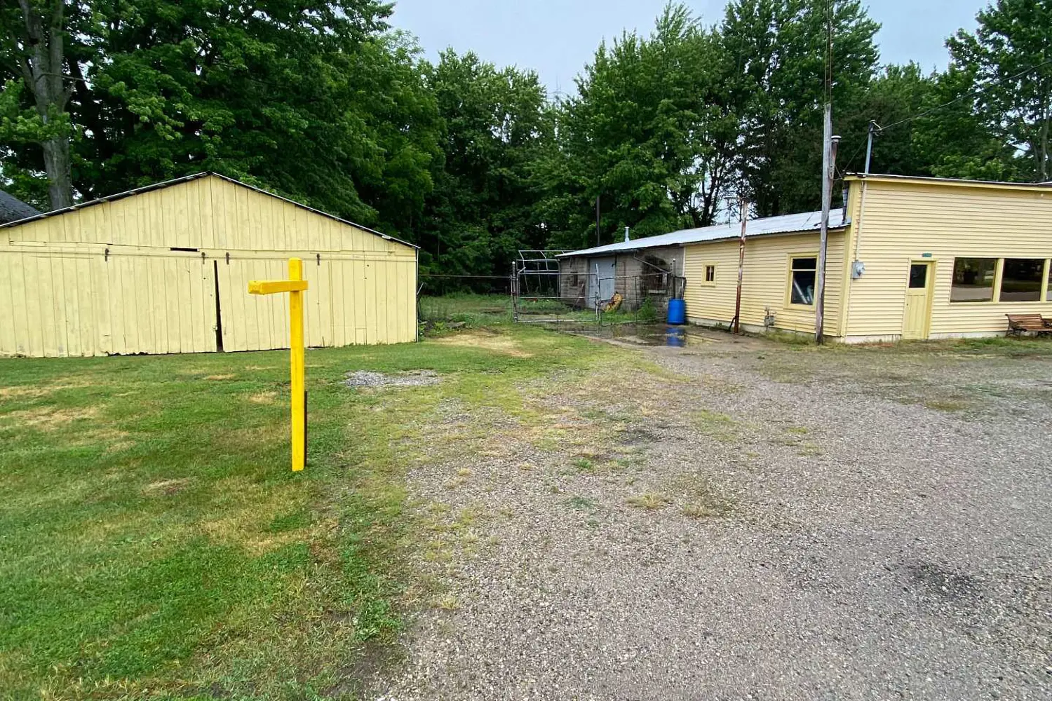 3219 Inwood Road photo 4