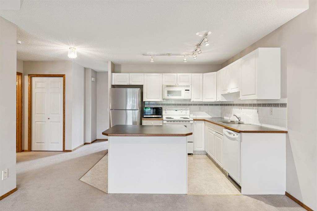 133 Chaparral Point SE, Calgary, AB, T2X 3M8 photo 4