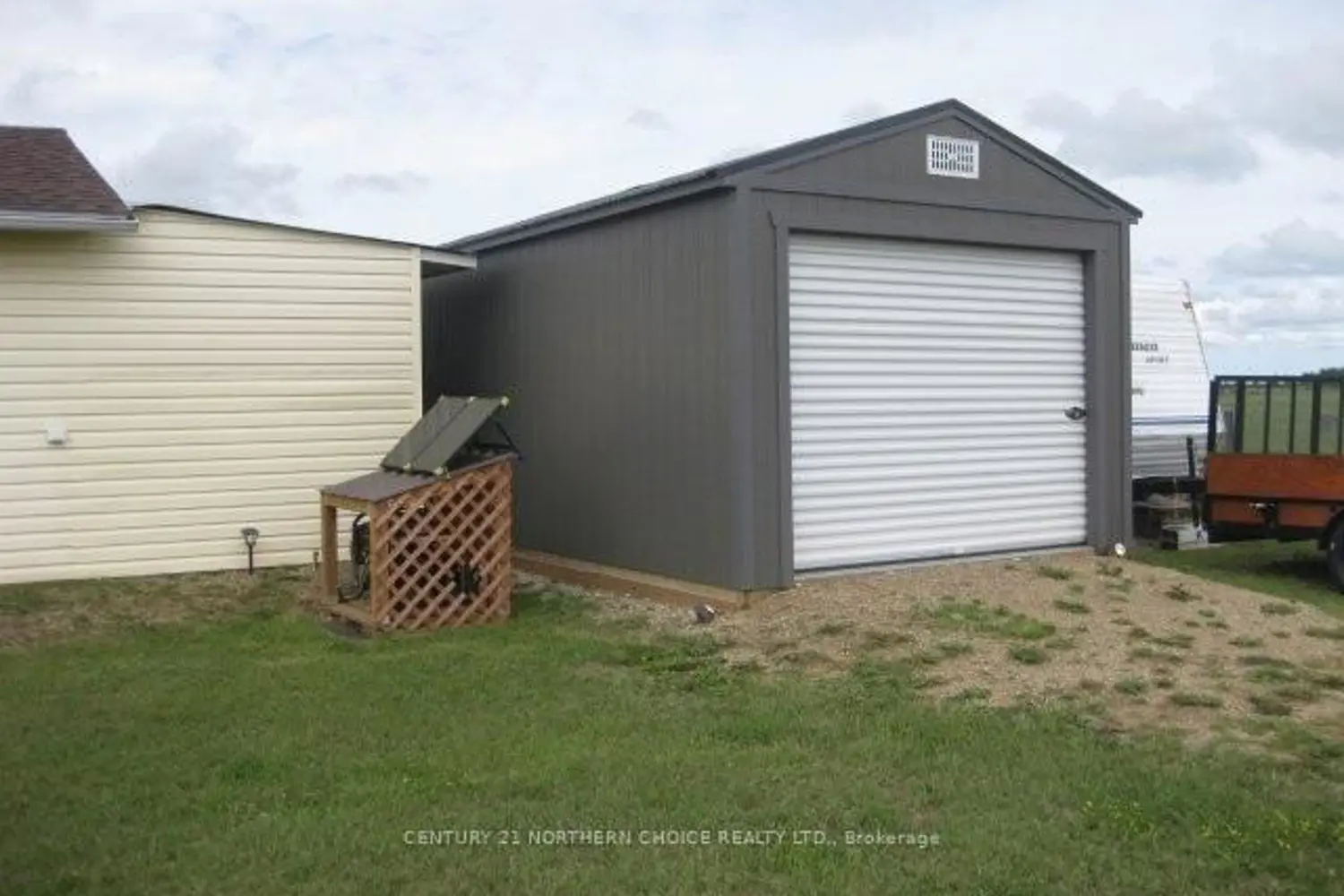 173 Highway 600 photo 5