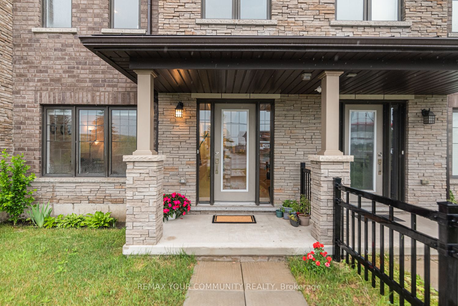 38 Utter Place, Hamilton, ON, L8J 0K7 photo 2
