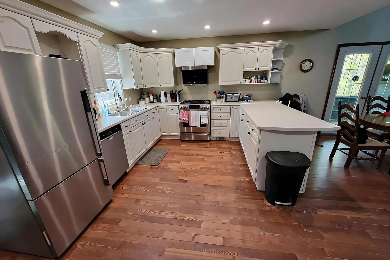285 Sundwall Rd photo 2