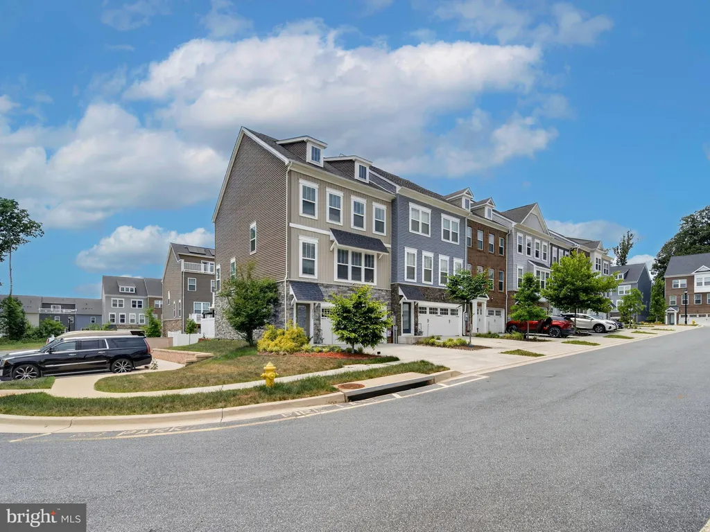 2155 Otter Creek Circle, Hanover, MD 21076 photo 2